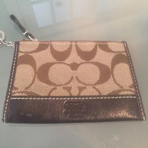 COACH single side pocket zip wristlet, w/ keychain